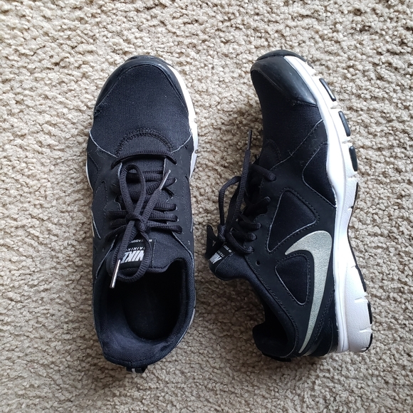 Nike Training In Season TR2 Sneaker Shoes - Picture 2 of 8